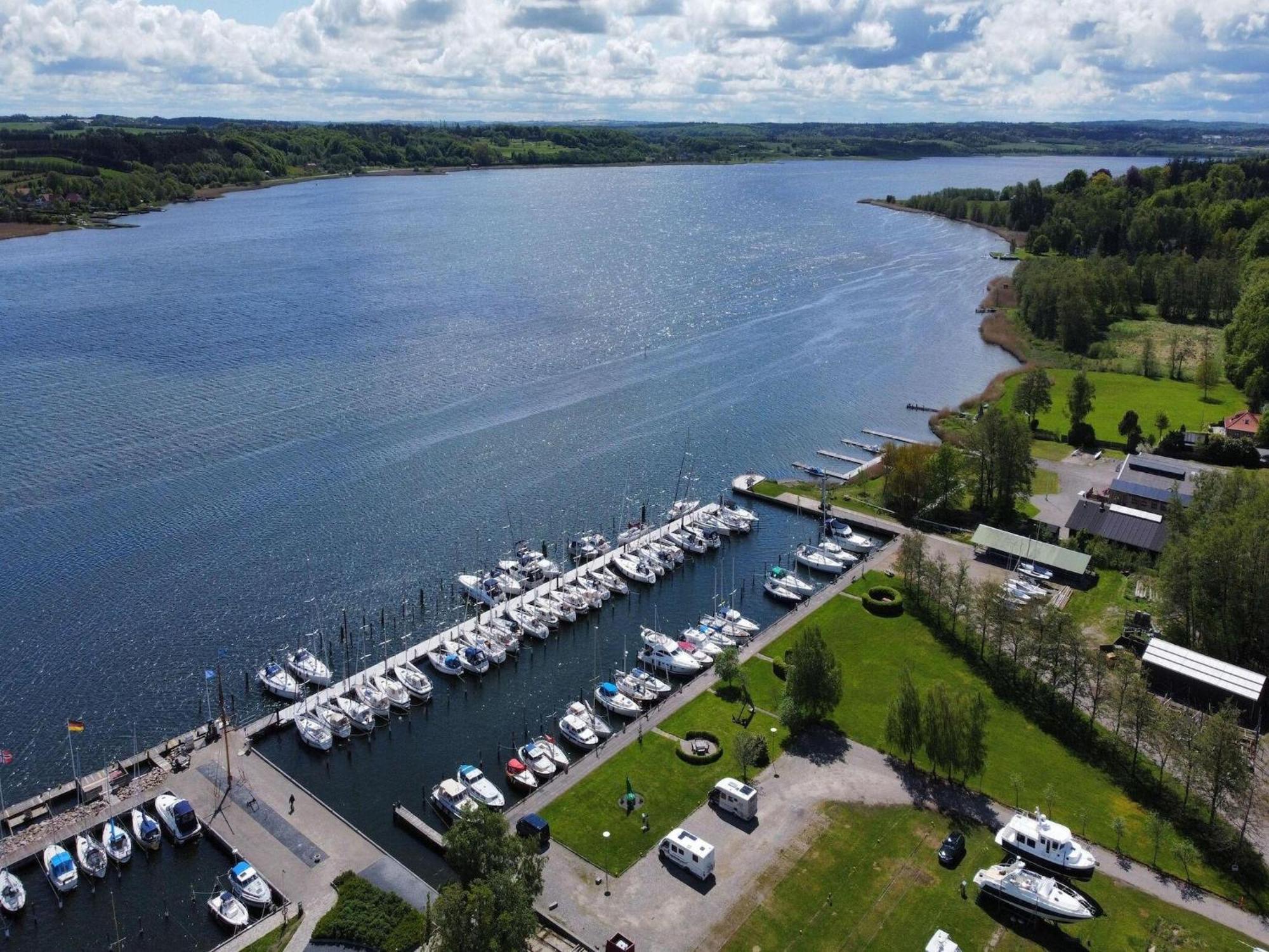 6 Person Holiday Home In Hadsund Odde Eksteriør bilde